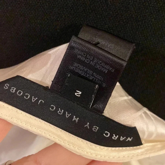 Marc by Marc Jacobs ivory silk top size 2 - Picture 5 of 5